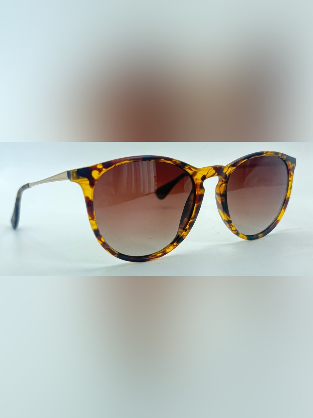 Sungait 1567 Tortoise Oval Sunglasses